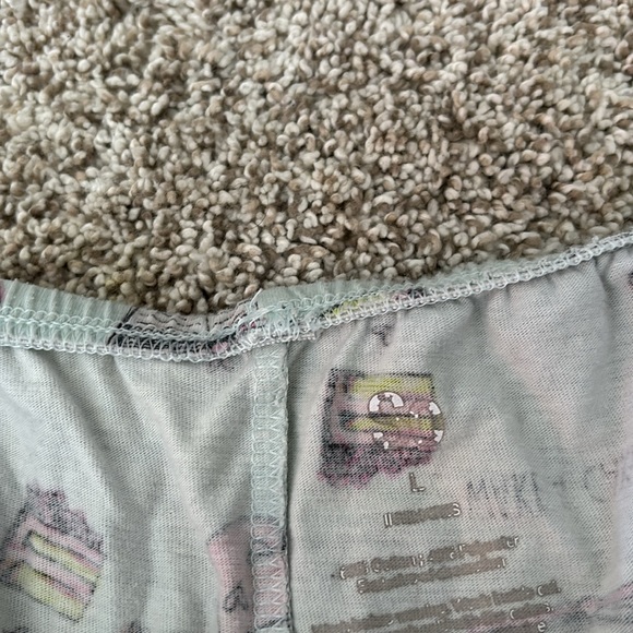 🟢10/$10 - sleep shorts - Picture 3 of 3